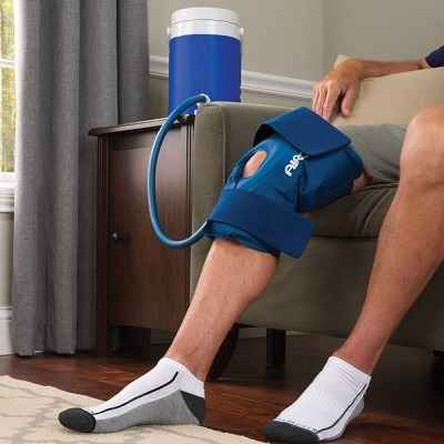 The Continuous Cold Therapy Knee Wrap